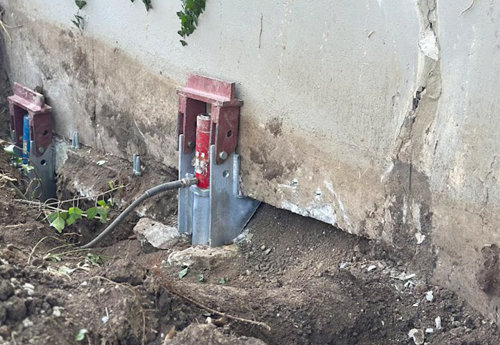 Eccentric Resistance Piers